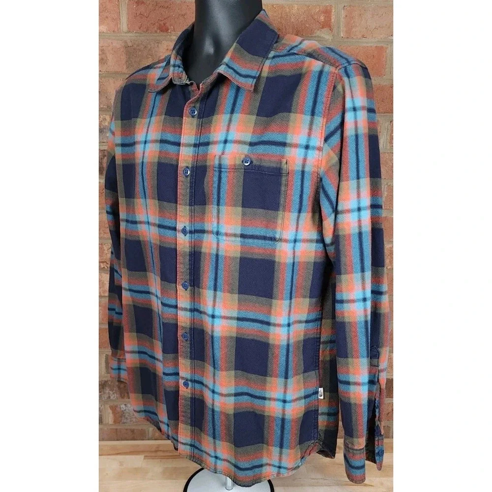 The North Face Shirt Size Large Plaid Hayden Pass Button Down Outdoors‎ Hiking